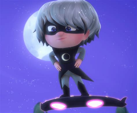 Luna Girl .